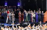Emmen 27 april 2024
Koningsdag in Emmen met de koninklijke familie . Aanwezig bKoning Willem Alexander Koningin Maxima Prinses Amalia Prinses Alexia Prinses Ariane Prins Constantijn Prinses laurentien Prins Bernhard Prinses Annette Prins Maurits Prinses Marilene Prins Pieter Christiaan Prinses Anita Prins Floris en Prinses Aimee.