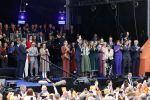 Emmen 27 april 2024
Koningsdag in Emmen met de koninklijke familie . Aanwezig bKoning Willem Alexander Koningin Maxima Prinses Amalia Prinses Alexia Prinses Ariane Prins Constantijn Prinses laurentien Prins Bernhard Prinses Annette Prins Maurits Prinses Marilene Prins Pieter Christiaan Prinses Anita Prins Floris en Prinses Aimee.