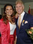 Ede, 26 April 2024
Koninklijke onderscheidingen voor
Marcel Boekhoorn en Rebecca Cabau v Kasbergen
Burgemeester Rene Verhulst