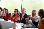 Ede, 26 April 2024
Koninklijke onderscheidingen voor
Marcel Boekhoorn en Rebecca Cabau v Kasbergen
Burgemeester Rene Verhulst