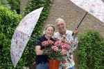 Noordwijk 24 mei 2024
Erica Meiland en Martien Meiland planten bijzondere hortensiaâ€™s in de tuin van hun Boutique Pension Code RosÃ©.