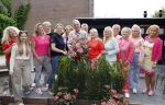 Noordwijk 24 mei 2024
Erica Meiland en Martien Meiland planten bijzondere hortensiaâ€™s in de tuin van hun Boutique Pension Code RosÃ©.