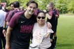 Amsterdam 18 mei 2024
Rene Froger speelt mijn zijn Toppers team tegen het only Friend team . In Rene zijn team spelen oa Maxim Froger Danny Froger en Danilo Kuiters . Ook Natasja Froger was natuurlijk aanwezig..