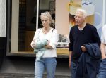 Amsterdam 15 mei 2024
Paul Witteman en zijn vrouw wandelend door Amsterdam zuid.