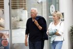 Amsterdam 15 mei 2024
Paul Witteman en zijn vrouw wandelend door Amsterdam zuid.