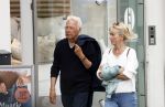Amsterdam 15 mei 2024
Paul Witteman en zijn vrouw wandelend door Amsterdam zuid.