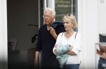 Amsterdam 15 mei 2024
Paul Witteman en zijn vrouw wandelend door Amsterdam zuid.