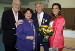 Ede, 26 April 2024
Koninklijke onderscheidingen voor
Marcel Boekhoorn enMarlies Boekhoorn
Burgemeester Rene Verhulst
Rebecca Cabau v Kasbergen met moeder en Marcel Boekhoorn