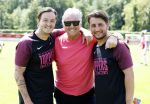Amsterdam 18 mei 2024
Rene Froger speelt mijn zijn Toppers team tegen het only Friend team . In Rene zijn team spelen oa Maxim Froger Danny Froger en Danilo Kuiters . Ook Natasja Froger was natuurlijk aanwezig..