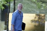 Amsterdam 14 mei 2024
Rechtszaak Rachel Hazes en Marieke v Beek . Verder aanwezig Rob Israel Advocaat Royce de Vries Ricardo Klaverdijk en Bernhard Tomlow. Zaak speelt zich af in Rechtbank Amsterdam