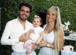 Tilburg 14 mei 2024
Boekpresentatie Roy Donders in Cafe Bet Kolen .
Zij vriendin Michelle dochtertje Romi alsmede zijn ouders en zus Rian Donders waren natuurlijk aanwezig.