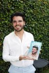Tilburg 14 mei 2024
Boekpresentatie Roy Donders in Cafe Bet Kolen .
Zij vriendin Michelle dochtertje Romi alsmede zijn ouders en zus Rian Donders waren natuurlijk aanwezig.