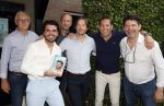 Tilburg 14 mei 2024
Boekpresentatie Roy Donders in Cafe Bet Kolen .
Zij vriendin Michelle dochtertje Romi alsmede zijn ouders en zus Rian Donders waren natuurlijk aanwezig.