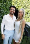Tilburg 14 mei 2024
Boekpresentatie Roy Donders in Cafe Bet Kolen .
Zij vriendin Michelle dochtertje Romi alsmede zijn ouders en zus Rian Donders waren natuurlijk aanwezig.