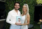 Tilburg 14 mei 2024
Boekpresentatie Roy Donders in Cafe Bet Kolen .
Zij vriendin Michelle dochtertje Romi alsmede zijn ouders en zus Rian Donders waren natuurlijk aanwezig.