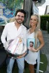 Tilburg 14 mei 2024
Boekpresentatie Roy Donders in Cafe Bet Kolen .
Zij vriendin Michelle dochtertje Romi alsmede zijn ouders en zus Rian Donders waren natuurlijk aanwezig.