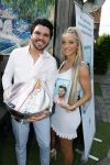 Tilburg 14 mei 2024
Boekpresentatie Roy Donders in Cafe Bet Kolen .
Zij vriendin Michelle dochtertje Romi alsmede zijn ouders en zus Rian Donders waren natuurlijk aanwezig.
