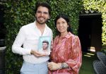 Tilburg 14 mei 2024
Boekpresentatie Roy Donders in Cafe Bet Kolen .
Zij vriendin Michelle dochtertje Romi alsmede zijn ouders en zus Rian Donders waren natuurlijk aanwezig.