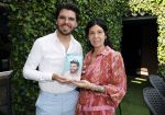 Tilburg 14 mei 2024
Boekpresentatie Roy Donders in Cafe Bet Kolen .
Zij vriendin Michelle dochtertje Romi alsmede zijn ouders en zus Rian Donders waren natuurlijk aanwezig.
