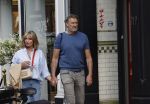 Amsterdam 17 mei 2024
Sandra Masmeijer met haar nieuwe vriend Steven Cnudde op de pc hooftstraat.