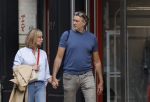 Amsterdam 17 mei 2024
Sandra Masmeijer met haar nieuwe vriend Steven Cnudde op de pc hooftstraat.