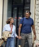 Amsterdam 17 mei 2024
Sandra Masmeijer met haar nieuwe vriend Steven Cnudde op de pc hooftstraat.