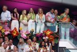 Amsterdam 25 mei 2024
Sandra Valk ging met haar dochters naar  de toppers in Concert in de Johan Cruijff arena. dochter Carlijn is zwanger
