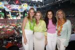 Amsterdam 25 mei 2024
Sandra Valk ging met haar dochters naar  de toppers in Concert in de Johan Cruijff arena. dochter Carlijn is zwanger