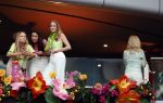 Amsterdam 25 mei 2024
Sandra Valk ging met haar dochters naar  de toppers in Concert in de Johan Cruijff arena. dochter Carlijn is zwanger