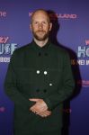 Amsterdam 13 mei 2024
Premiere Crazy House in Tuschinski. De cast met oa Alicia Silverstone Gaite Jansen Matti Stooker Chris Peters Victoria Koblenko Maarten Swart en Steffen Haars . Greg Shapiro presenteert de avond.