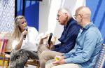 Vijfhuizen 23 mei 2024
Jan de Hoop en zijn partner Coen Lievaart worden door Vivian Slingerland geinterviewd op de libelle zomerweek.