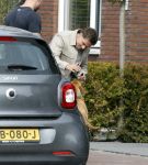 Wilnis 20 en 21 mei 2025
Andre Hazes bij zijn huis met zijn hond .