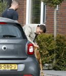 Wilnis 20 en 21 mei 2025
Andre Hazes bij zijn huis met zijn hond .