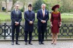 Voorschoten 16 april 2025
Dag twee van het bstaatsbezoek van Nederland en Oman. Er is een lunch op kasteel Duivenvoorde waarbij oa aanwezig zijn , Koning Willem Alexander Koningin Maxima de Sultan van Oman en minister president Dick Schoof .