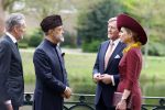 Voorschoten 16 april 2025
Dag twee van het bstaatsbezoek van Nederland en Oman. Er is een lunch op kasteel Duivenvoorde waarbij oa aanwezig zijn , Koning Willem Alexander Koningin Maxima de Sultan van Oman en minister president Dick Schoof .