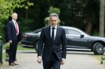 Voorschoten 16 april 2025
Dag twee van het bstaatsbezoek van Nederland en Oman. Er is een lunch op kasteel Duivenvoorde waarbij oa aanwezig zijn , Koning Willem Alexander Koningin Maxima de Sultan van Oman en minister president Dick Schoof .