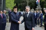 Voorschoten 16 april 2025
Dag twee van het bstaatsbezoek van Nederland en Oman. Er is een lunch op kasteel Duivenvoorde waarbij oa aanwezig zijn , Koning Willem Alexander Koningin Maxima de Sultan van Oman en minister president Dick Schoof .