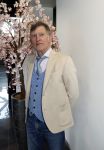Utrecht 7 mei 2025
Boekpresentatie Jan v Halst bij Louwman exclusive . Huub v d Lubbe kwam met zijn vrouw