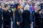 Amsterdam 4 mei 2025
Dodenherdenking op de dam met Koning Willem Alexander en Koningin Maxima . Iris Hond met haar vader.