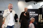 Utrecht 7 mei 2025
Boekpresentatie Jan v Halst bij Louwman exclusive . Jan v Halst reikte het eerste boek uit aan zijn leraar van vroeger Jack Spijkerman