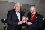 Renkum 21 april 2025
Ronnie Tober 80 jaar . Hij geeft feest in restaurant Campman in Renkum . Zijn partner Jan Jochems is natuurlijk aanwezig . Burgemeester van Den Haag Jan v Zanen reikt de eerste cd uit. Jan v Zanen kwam met zijn partner Simone Richardson