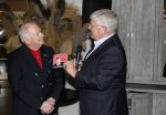 Renkum 21 april 2025
Ronnie Tober 80 jaar . Hij geeft feest in restaurant Campman in Renkum . Zijn partner Jan Jochems is natuurlijk aanwezig . Burgemeester van Den Haag Jan v Zanen reikt de eerste cd uit. Jan v Zanen kwam met zijn partner Simone Richardson