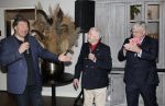 Renkum 21 april 2025
Ronnie Tober 80 jaar . Hij geeft feest in restaurant Campman in Renkum . Zijn partner Jan Jochems is natuurlijk aanwezig . Burgemeester van Den Haag Jan v Zanen reikt de eerste cd uit. Jan v Zanen kwam met zijn partner Simone Richardson