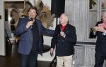 Renkum 21 april 2025
Ronnie Tober 80 jaar . Hij geeft feest in restaurant Campman in Renkum . Zijn partner Jan Jochems is natuurlijk aanwezig . Burgemeester van Den Haag Jan v Zanen reikt de eerste cd uit. Jan v Zanen kwam met zijn partner Simone Richardson