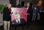 Renkum 21 april 2025
Ronnie Tober 80 jaar . Hij geeft feest in restaurant Campman in Renkum . Zijn partner Jan Jochems is natuurlijk aanwezig . Burgemeester van Den Haag Jan v Zanen reikt de eerste cd uit. Jan v Zanen kwam met zijn partner Simone Richardson