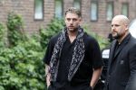Zwolle 2 mei 2025
Vandaag is het afscheid van Jonnie Boer . er rijden 40 harley davidsons voor de kist van Jonnie Boer die op een zijspan staat.. Aanwezig zijn vrouw Therese Boer Dochter Isabelle en zoon Jimmie . Verder aanwezig Oos Kesbeke (met vrouw ) Rene Froger en Natasja Froger alsmede Astrid Joosten met haar man Rob Peters. Voor de Librije liggen heel veel bloemen