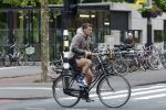 Amsterdam 7 mei 2025
Kenneth Perez op de fiets in Amsterdam