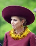 Voorschoten 16 april 2025
Dag twee van het bstaatsbezoek van Nederland en Oman. Er is een lunch op kasteel Duivenvoorde waarbij oa aanwezig zijn , Koning Willem Alexander Koningin Maxima de Sultan van Oman en minister president Dick Schoof .