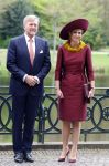 Voorschoten 16 april 2025
Dag twee van het bstaatsbezoek van Nederland en Oman. Er is een lunch op kasteel Duivenvoorde waarbij oa aanwezig zijn , Koning Willem Alexander Koningin Maxima de Sultan van Oman en minister president Dick Schoof .