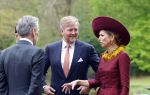 Voorschoten 16 april 2025
Dag twee van het bstaatsbezoek van Nederland en Oman. Er is een lunch op kasteel Duivenvoorde waarbij oa aanwezig zijn , Koning Willem Alexander Koningin Maxima de Sultan van Oman en minister president Dick Schoof .